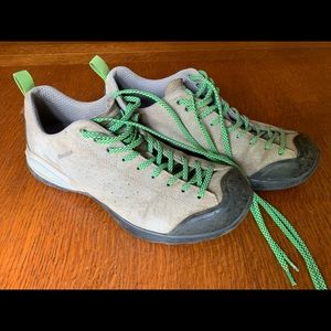 Light Trail Hiking Shoes